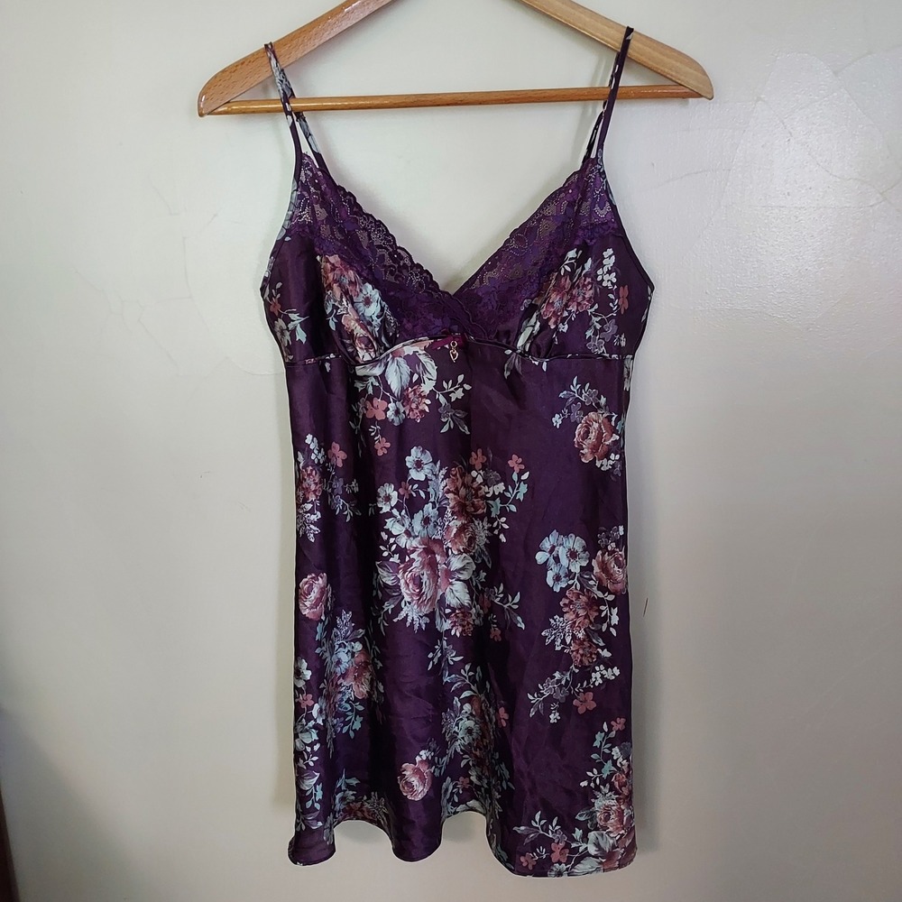 Thalia Sodi Coquette Floral Lace Trim Satin Chemise Nightgown Purple Medium